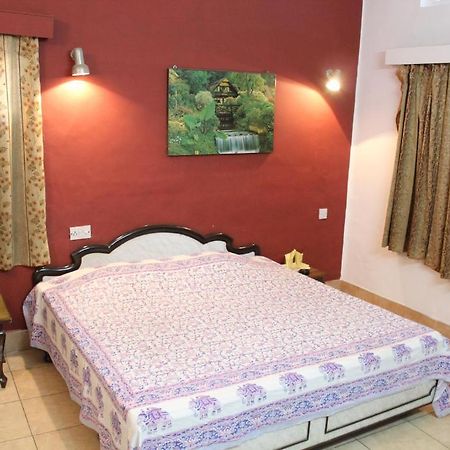 Lakshmi Guest House Dehradun Exterior foto